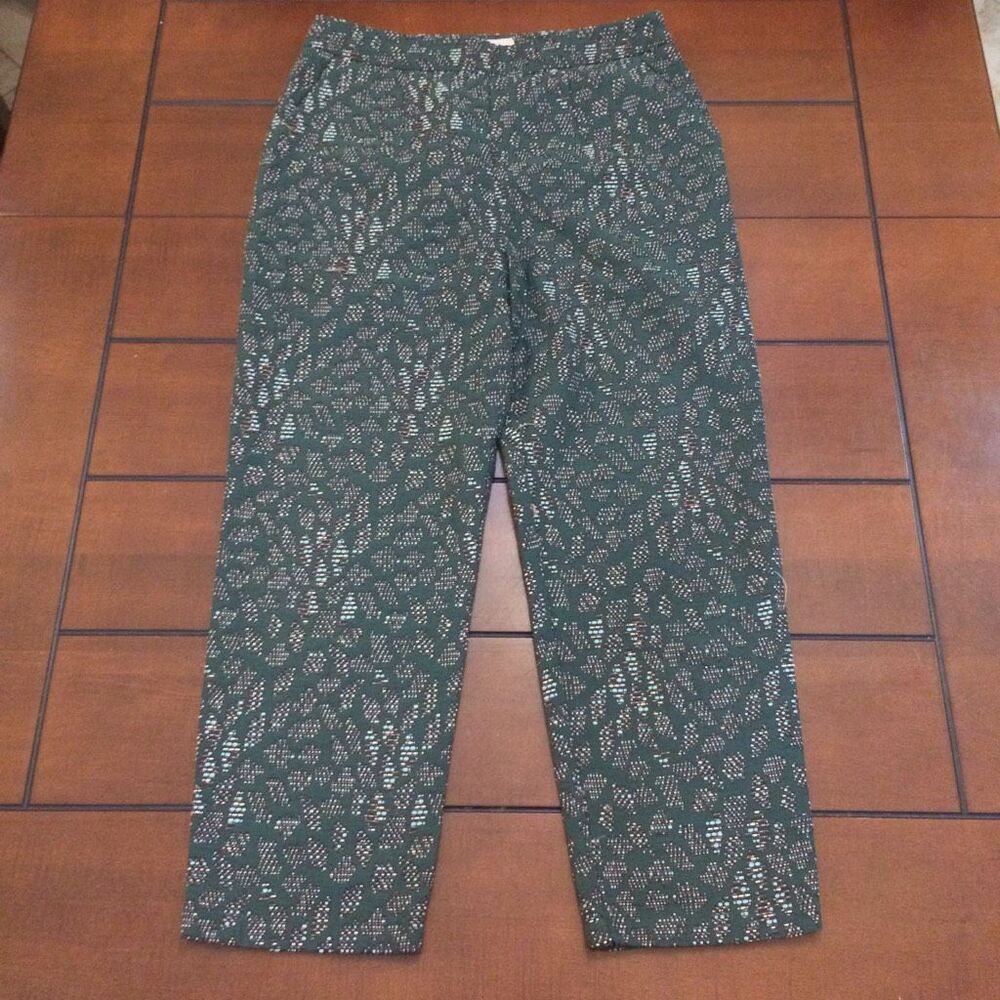 Eve Gravel Clint Pant in Emerald size medium dark green textured pattern